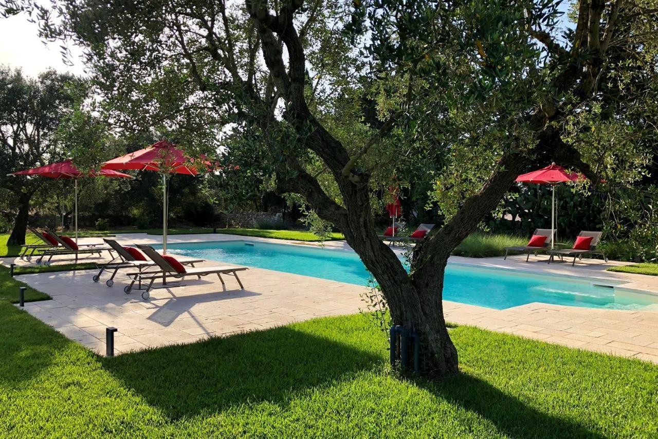 Masseria Li Reni มันดูเรีย ภายนอก รูปภาพ