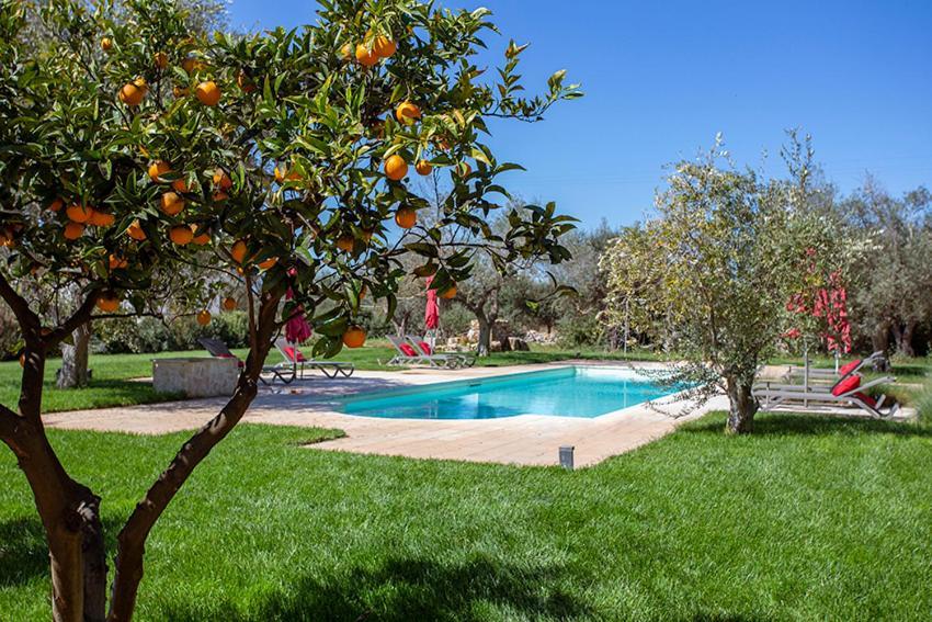 Masseria Li Reni มันดูเรีย ภายนอก รูปภาพ